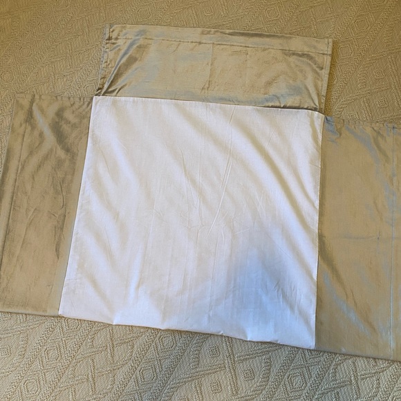 Pottery Barn Crib Skirt - Picture 7 of 7